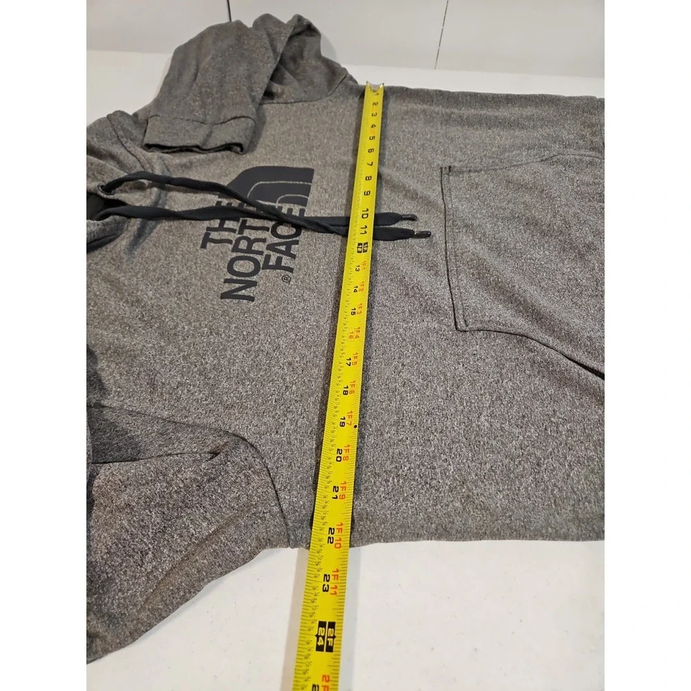 The North Face Mens Large Heathered Gray Hoodie Pullover Logo Pocket (1685